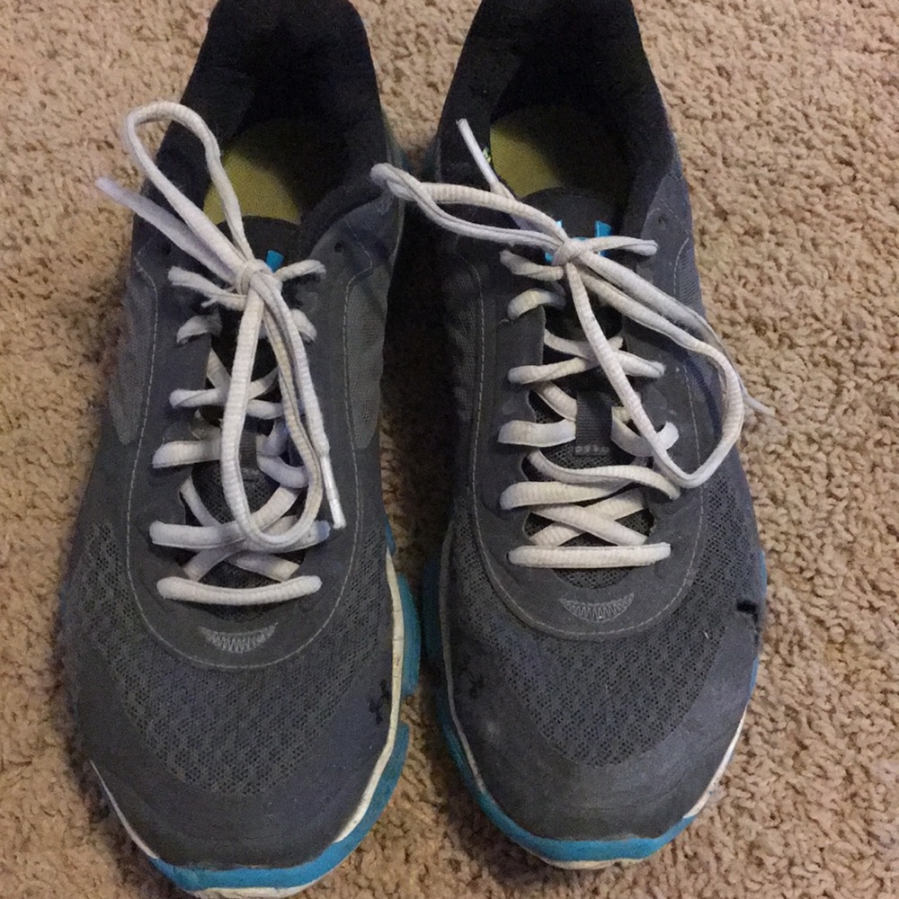 Under armour running/athletic shoes